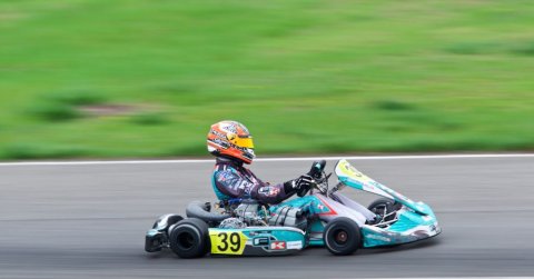 Szabadtéri gokart pálya nyílt a drivingcampen!
