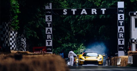 Pályára vitték az F1-motoros utcai Mercedest Goodwoodban – VIDEÓ