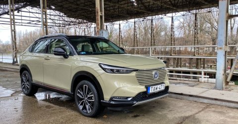 Városba kiváló: Honda HR-V e:HEV - Menetpróba