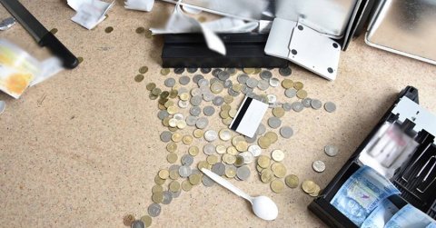 A nagy benzinkútrablás: egy marék aprót zsákmányolt a tolvaj