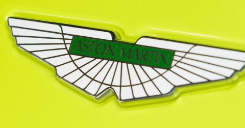 Óriási a baj az Aston Martin háza táján