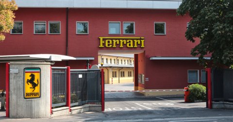 Lehullt a lepel az idei F1-es Ferrariról