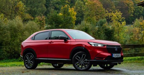Meglepően tágas: Honda HR-V e:HEV 2021 - Menetpróba