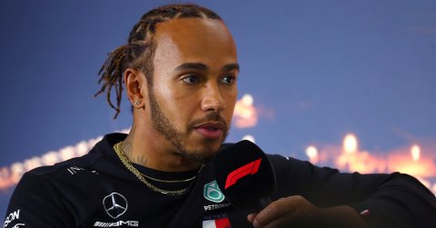 Hamilton: a tüntetők ne szaladgáljanak be versenypályákra