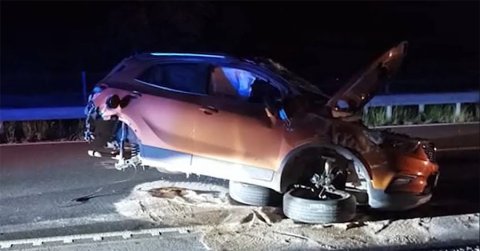 Frontális karambolt okozott az M85-ösön szembe haladó sofőr - VIDEÓ