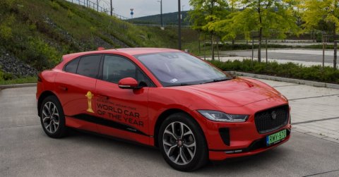 Egyre több elektromos Jaguar I-Pace gyullad ki