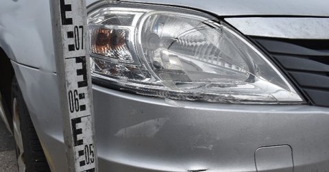 Nem tetszett neki, hogy lassítania kell a belső sávban, ezért büntetőfékezett