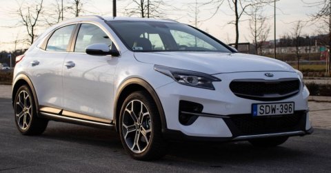 Szabadonfutó: Kia XCeed 1.6 CRDi Hybrid 48V 2020 - Teszt
