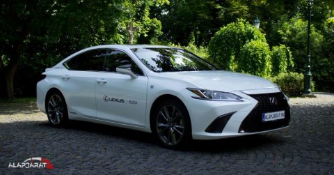 Japán elegancia, amerikai bőrben– Lexus ES 300h (2019) – Teszt + Videó
