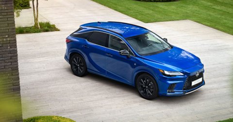Kevesebb henger, több áram: itt az új Lexus RX