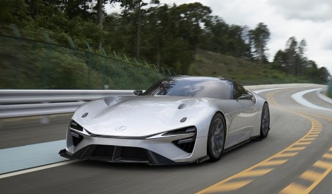 Elektromos autóként térhet vissza a Lexus LFA