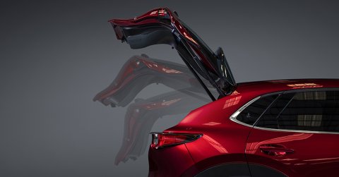 A Mazda újra feltalálta a csomagtérajtót?