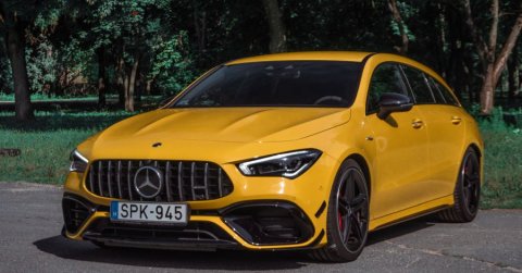 Egy irgalmatlan erős csokisbanán: Mercedes-AMG CLA 45 S 2021 - Teszt
