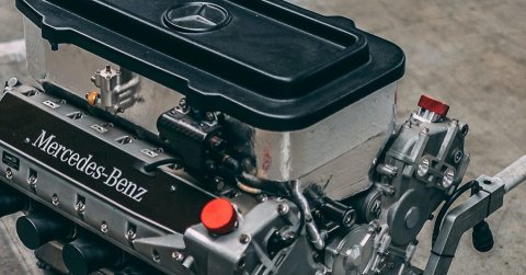 Árverésre került egy közel 900 lóerős Forma–1-es motor
