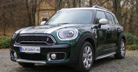 Sportosan zöld: MINI Cooper S E Countryman ALL4 (2018) – Teszt

