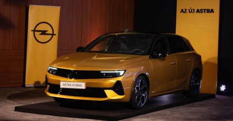 Nagyon megváltozott: Opel Astra L 2021