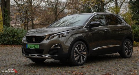 Közelebb a valósághoz: Peugeot 3008 Hybrid4 2020 – Teszt és Videó
