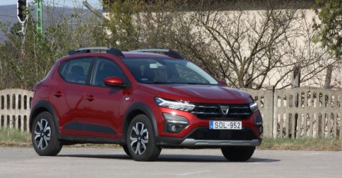 Kívánható autóvá érett: Dacia Sandero Stepway TCe 100 LPG 2021 -Teszt
