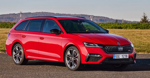 Erre volt képes a Škoda Octavia RS kombi a jávorszarvasteszten – VIDEÓ