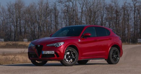 Ömlik belőle a motorsport: Alfa Romeo Stelvio QV 2021 – Teszt és videó
