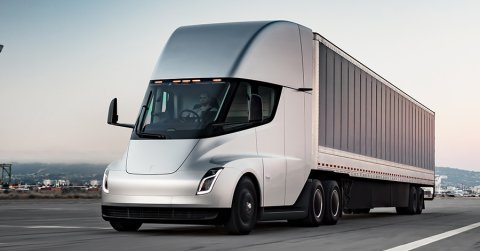 Már előrendelhető a Tesla Semi nyergesvontató