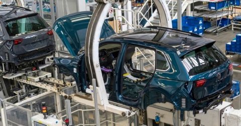 Kozmetikai beavatkozás után: Volkwagen Tiguan 2.0 TDI 2021 - Teszt és videó
