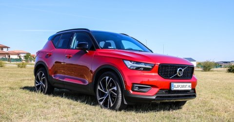 Snájdig svéd: Volvo XC40 D4 – Teszt + Videó!