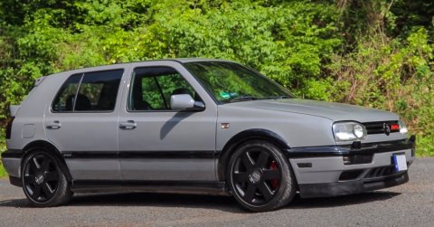 Ha nem akarsz rettegni a rendőrtől: így tuningolj VR6-os Golf 3-at - VIDEÓ