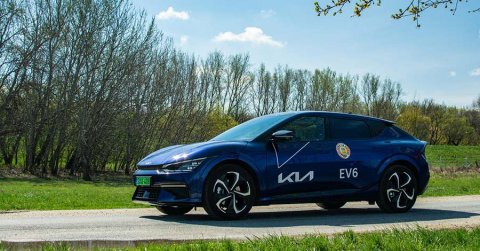 A villanyautók minden előnyével: Kia EV6 e228 2022 - Teszt