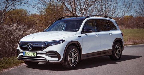 A villanypápa megérkezett: Mercedes-Benz EQB 350 2022 - Teszt