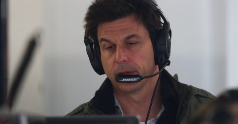 2022-től nem kell hallgatnunk a csapatfőnökök jajveszékeléseit az F1-es versenyeken