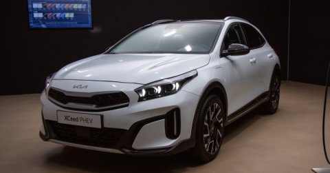 Megtáltosodott az új Kia XCeed