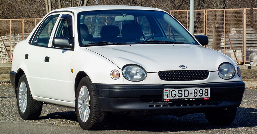 Toyota Corolla 1.3 Sedan (1998)